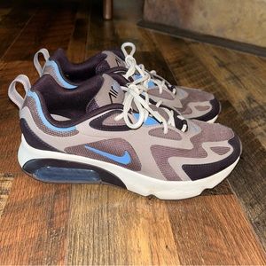 Nike Air Max 200 Shoes Brown Tan and Blue